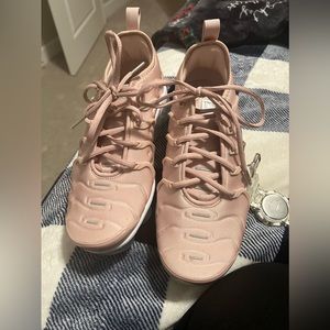 Nike Air Vapor Max Plus Pink Oxford White Metallic Silver